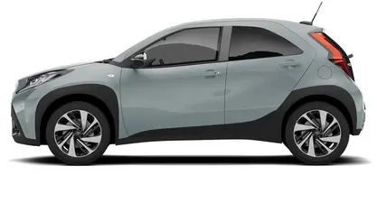 Używany Toyota Aygo X 72 KM (52 kW) 2025 SUV