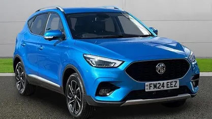 Begagnad MG ZS Exclusive 111 HK (81 kW) 2024 Blå SUV