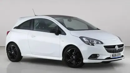 Used Vauxhall Corsa Edition 90 HP (66 kW) 2016 White Hatchback