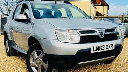 Używany Dacia Duster Lauréate 107 KM (78 kW) 2014 SUV