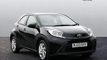 Used Toyota Aygo X PURE 72 HP (52 kW) 2025 SUV