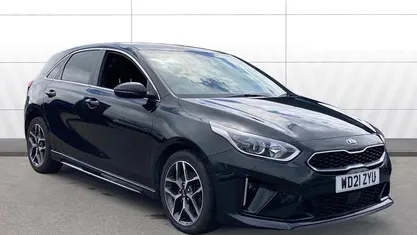 Usado Kia Ceed GT-Line 160 HP (117 kW) 2023 Citadino