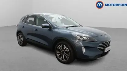 Begagnad Ford Kuga Titanium 120 HK (88 kW) 2020 Blå SUV