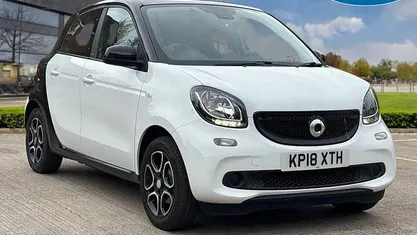 Used Smart ForFour Prime 90 HP (66 kW) 2018 Black Hatchback