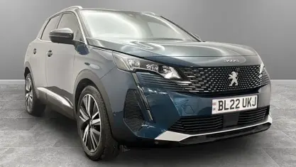 Used Peugeot 3008 Premium 131 HP (96 kW) 2022 Blue SUV