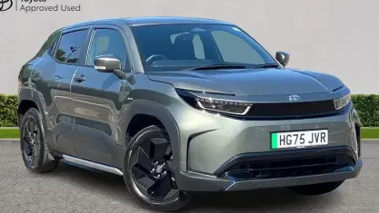 Used Toyota Urban Cruiser Design 127 kW (174 HP) 2026 Pine green SUV