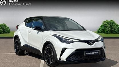 Używany Toyota C-HR Sport 122 KM (89 kW) 2023 Biały SUV