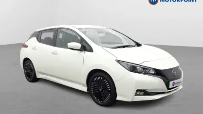 Used Nissan Leaf N-Connecta 110 kW (150 HP) 2023 White Hatchback