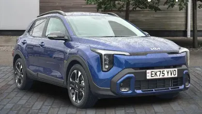 New Kia Stonic GT-Line 115 HP (84 kW) 2026 Blue SUV