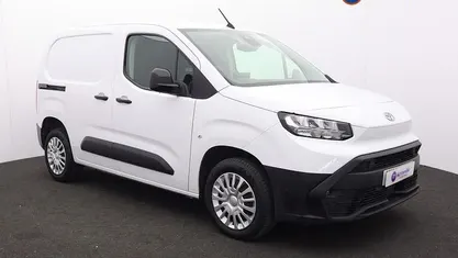 Used Toyota Proace City City 102 HP (75 kW) 2026 MPV