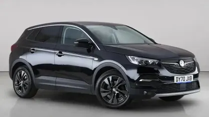 Used Vauxhall Grandland X SRi 131 HP (96 kW) 2020 Black SUV