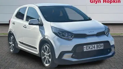 Used Kia Picanto X-Line 67 HP (49 kW) 2024 White Hatchback