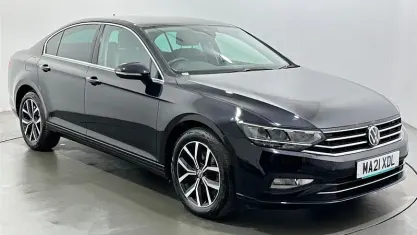 Usado VW Passat SEL 150 HP (110 kW) 2021 Sedan