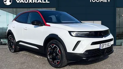 Used Vauxhall Mokka SRi 131 HP (96 kW) 2022 White SUV