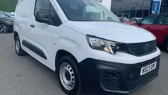 White Used 2023 Peugeot Partner Premium MPV | £12,495 (Fair price)