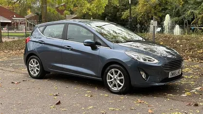 Blue Used 2018 Ford Fiesta Zetec Hatchback | £6,495 (Fair price)