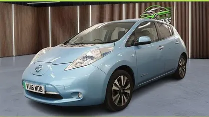 Used Nissan Leaf Tekna 80 kW (109 HP) 2016 Blue Hatchback