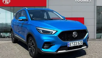 Used MG ZS Exclusive 111 HP (81 kW) 2023 Blue SUV