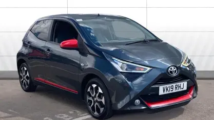 Used Toyota Aygo Trend 72 HP (52 kW) 2019 Grey Hatchback