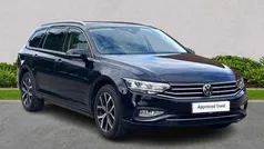 Black Used 2022 VW Passat SEL Estate | £18,141 (Fair price)