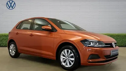 Used VW Polo SE 95 HP (69 kW) 2018 Orange Hatchback