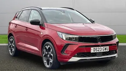 Used Vauxhall Grandland X Ultimate 131 HP (96 kW) 2023 Red SUV