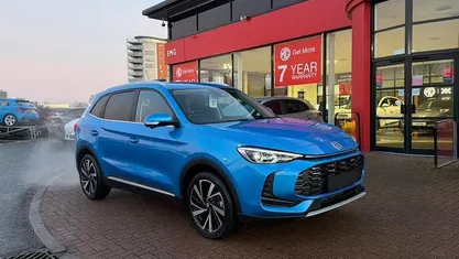 Used MG ZS Trophy 196 HP (144 kW) 2025 Blue Hatchback