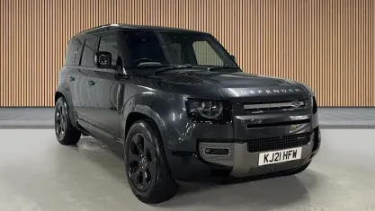 Used Land Rover Defender HSE Dynamic 249 HP (183 kW) 2025 SUV