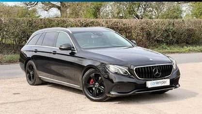 Usado Mercedes E220 SE 194 HP (142 kW) 2020 Carrinha