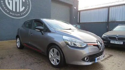 Used 2015 Renault Clio IV Dynamique Hatchback | £4,750 (Fair price)