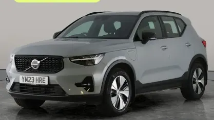 Used Volvo XC40 Plus 211 HP (155 kW) 2023 Grey SUV