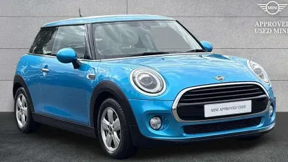 Used Mini Cooper Hatch 136 HP (100 kW) 2018 Blue Hatchback