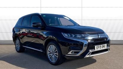 Używany Mitsubishi Outlander P-HEV 177 KM (130 kW) 2018 Kombi
