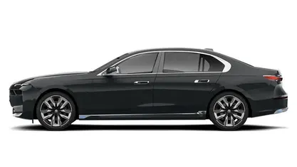 New 2025 BMW i7 M Sport Sedan | £115,709 (Fair price)