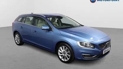 Begagnad Volvo V60 SE Lux 190 HK (139 kW) 2016 Kombi