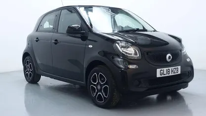 Used Smart ForFour Premium 71 HP (52 kW) 2018 Black Hatchback