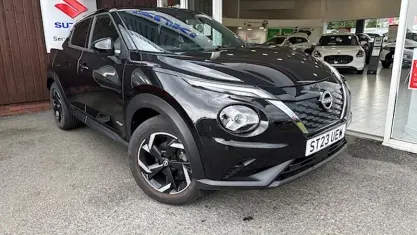 Used Nissan Juke N-Connecta 143 HP (105 kW) 2023 Black SUV