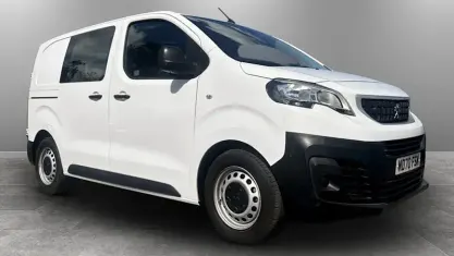Used Peugeot Expert 102 HP (75 kW) 2021 White Van