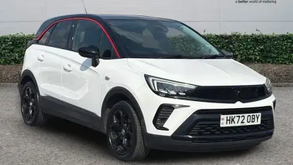 Used Vauxhall Crossland GS Line 110 HP (80 kW) 2022 White SUV