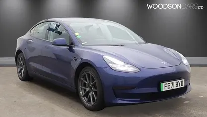 Used Tesla Model 3 Standard Range Plus 180 kW (245 HP) 2021 Sedan