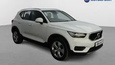 White Used 2020 Volvo XC40 Momentum SUV | £18,349 (Fair price)