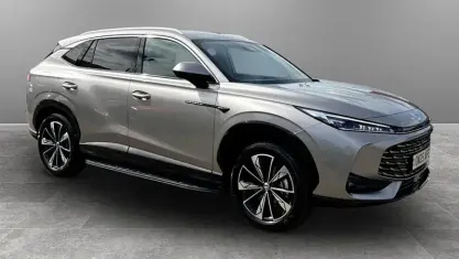 Used MG HS SE 299 HP (219 kW) 2025 SUV