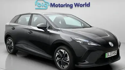 Used MG MG4 EV SE 319 kW (435 HP) 2023 Black Hatchback
