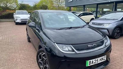 Begagnad BYD Dolphin Comfort 150 kW (204 HK) 2026 Halvkombi