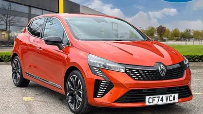 Used Renault Clio V Techno 143 HP (105 kW) 2024 Orange Hatchback