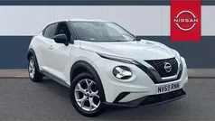 White Used 2020 Nissan Juke N-Connecta SUV | £10,215 (Fair price)