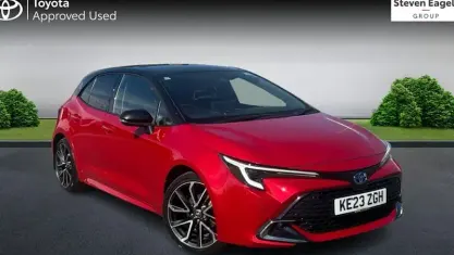 Used Toyota Corolla 140 HP (102 kW) 2023 Red Hatchback