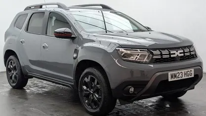 Used Dacia Duster Extreme 150 HP (110 kW) 2023 Grey SUV