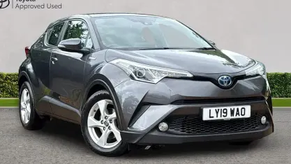 Used Toyota C-HR 122 HP (89 kW) 2019 Decuma grey SUV