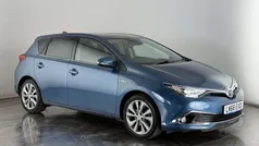Blue Used 2018 Toyota Auris Hybrid Hatchback | £11,800 (Fair price)